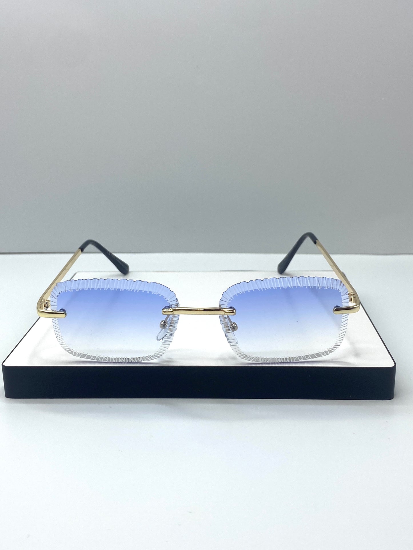 Verre Cut
