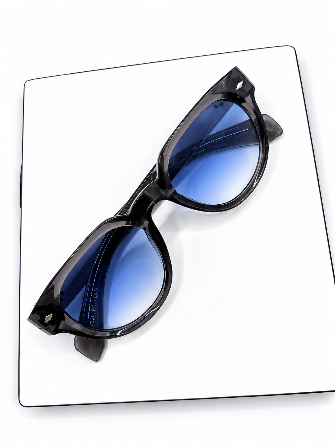 Milan Smoky Blue