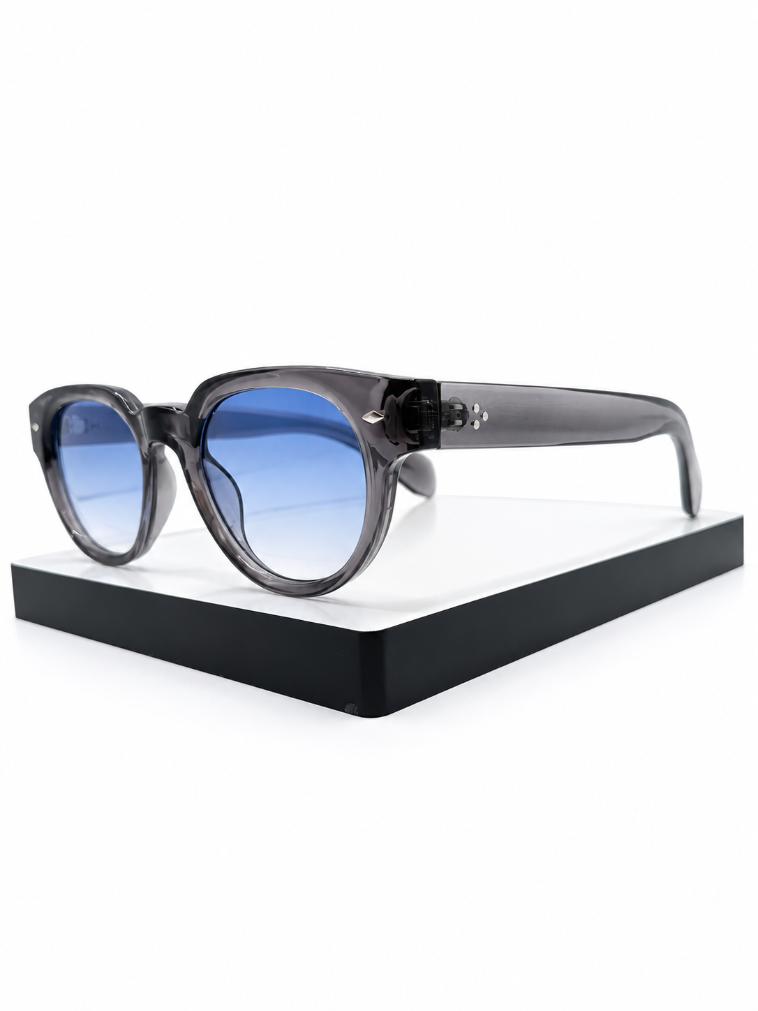 Milan Smoky Blue